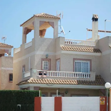 Casa Pareada Con Jardin, Solarium Y Wifi Gratis *