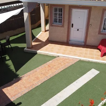 Apartamento Casa Pareada Con Jardín, Solarium Y Wifi Gratis