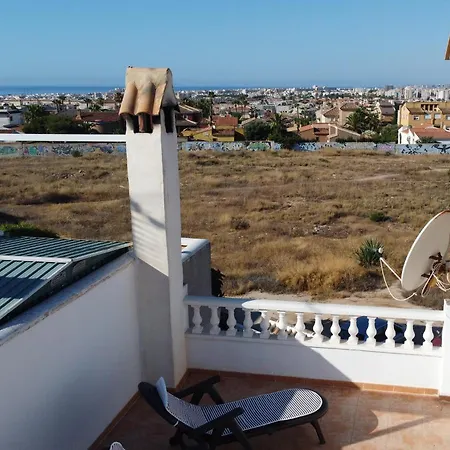 Apartamento Casa Pareada Con Jardín, Solarium Y Wifi Gratis *