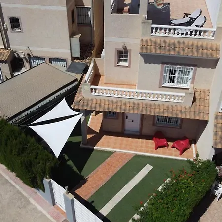 Casa Pareada Con Jardín, Solarium Y Wifi Gratis